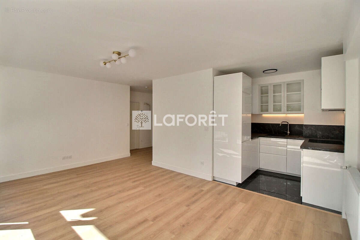 Appartement à RUEIL-MALMAISON