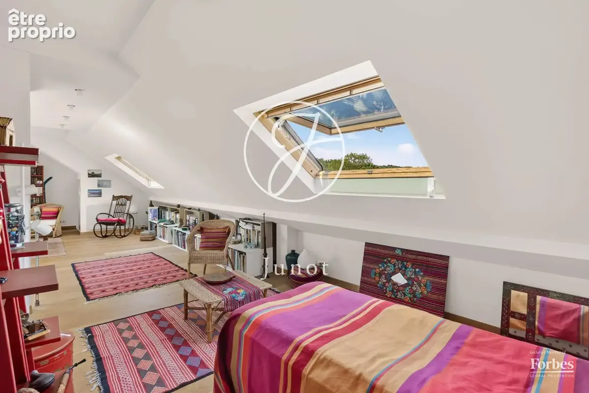 Croissy-sur-Seine - CENTRE-VILLE - Maison - 5 chambres - 179.02m² - Terrain 587m². - photo 26