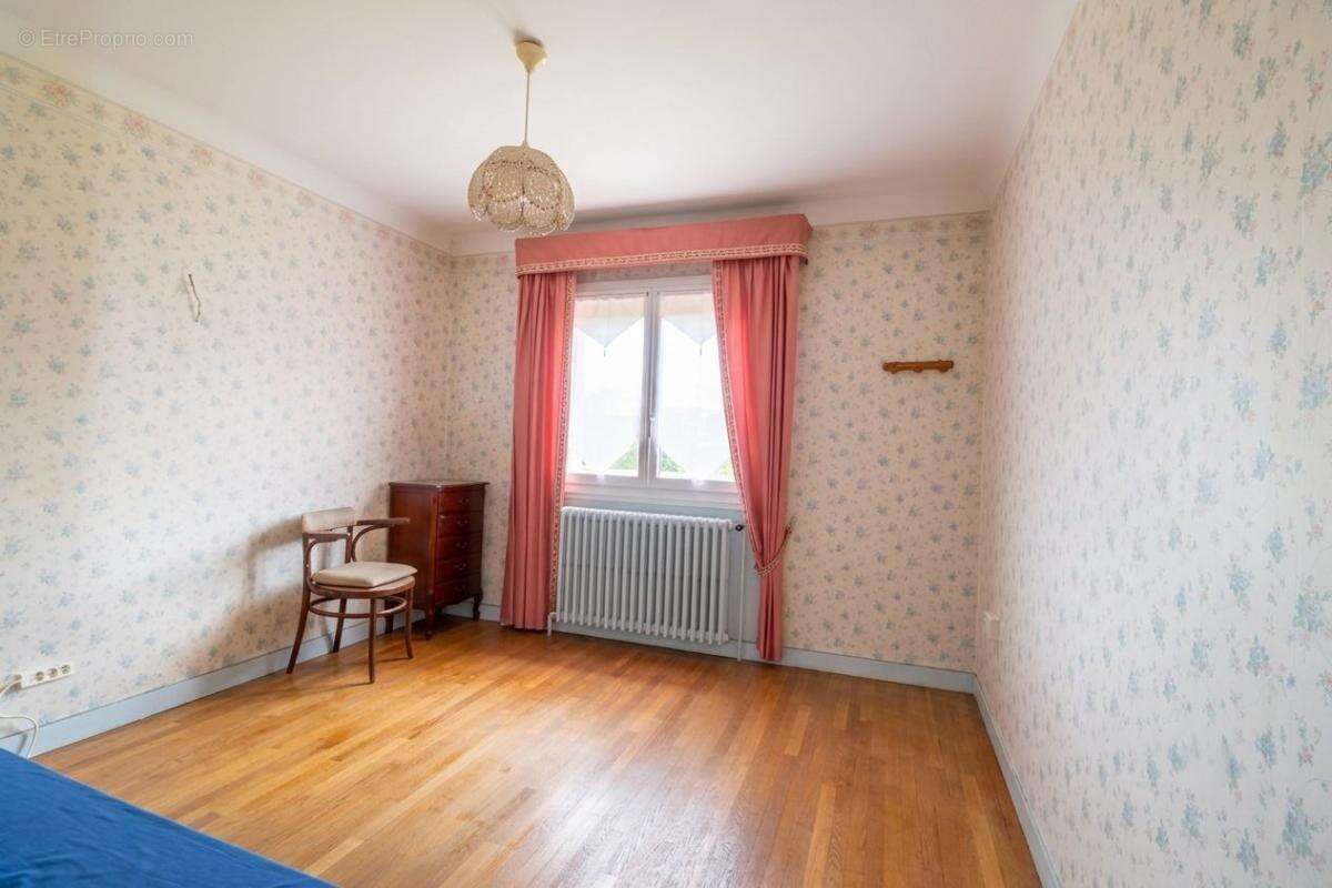 Pavillon sur sous-sol aménagé à vendre- ST PERE - photo 10