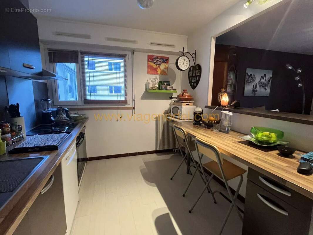 Appartement à SAINTE-LUCE-SUR-LOIRE