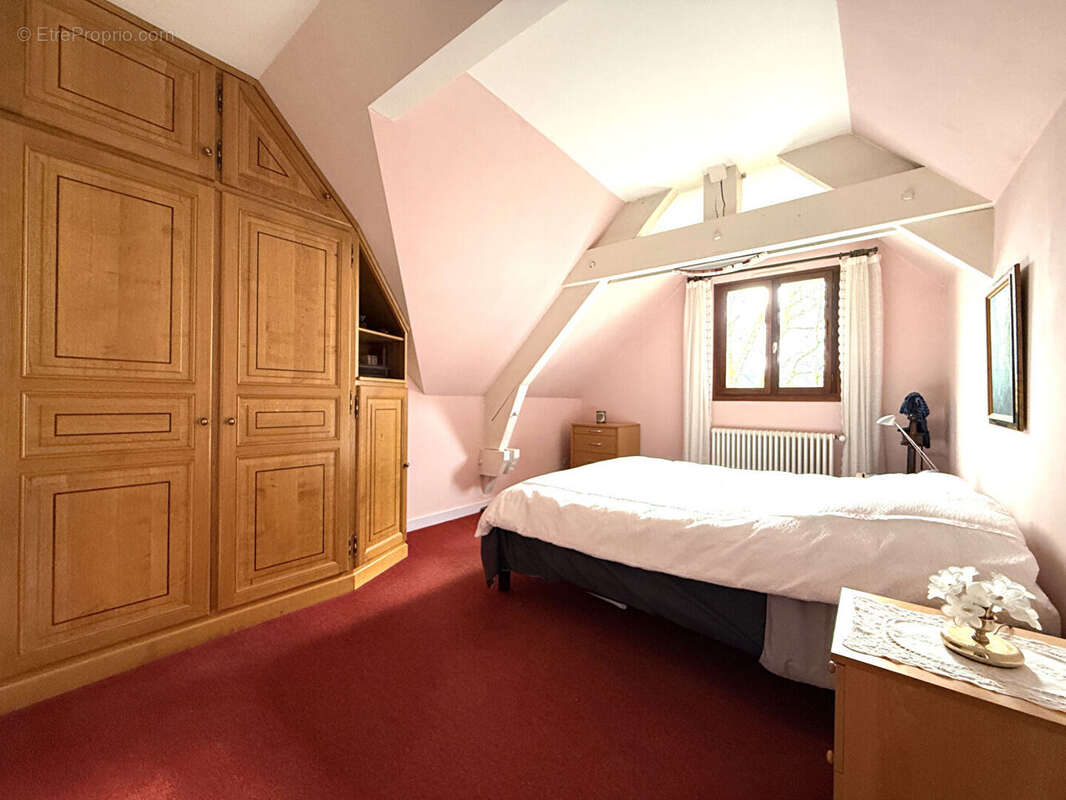 Maison à LONS-LE-SAUNIER