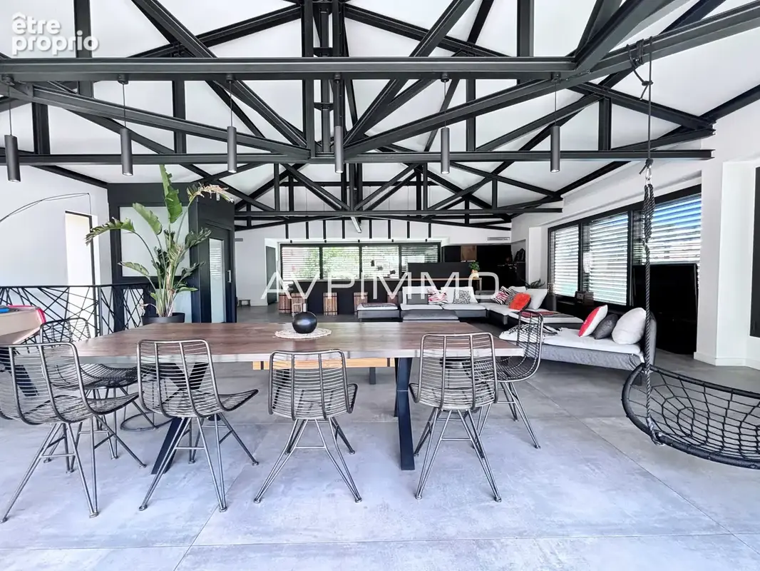 AVP IMMO - Villa Contemporaine de 600m2 à Vendre à Bandol À 300 m du Port ! - photo 2