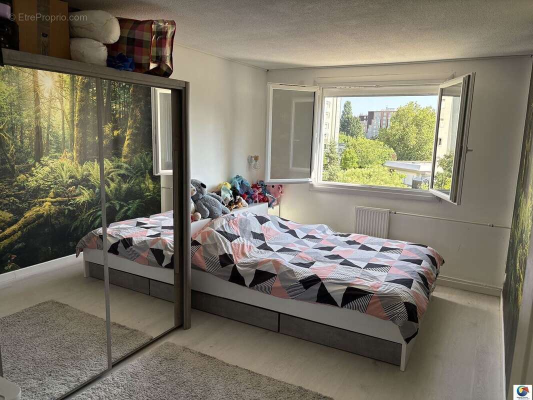 Appartement 72 m² à Bourgoin-Jallieu  - photo 4