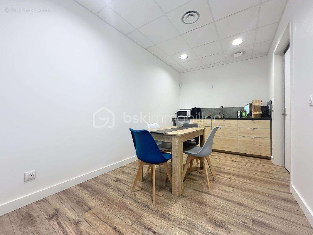 Commerce à CROLLES