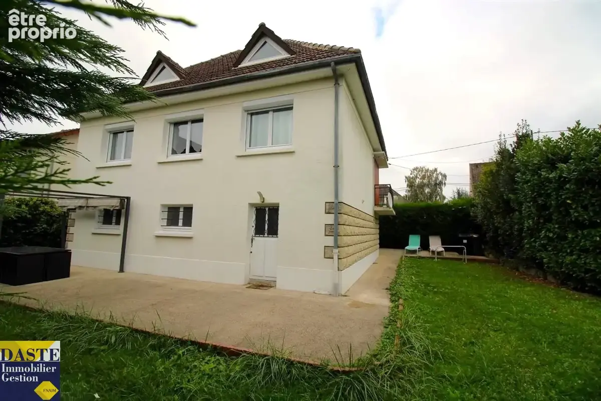 Maison à PONTAULT-COMBAULT
