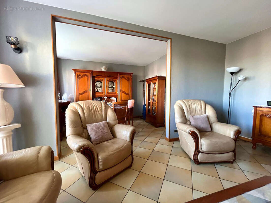 Appartement à RIS-ORANGIS