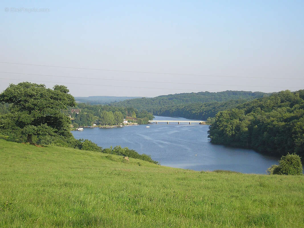 Terrain à PUTANGES-PONT-ECREPIN