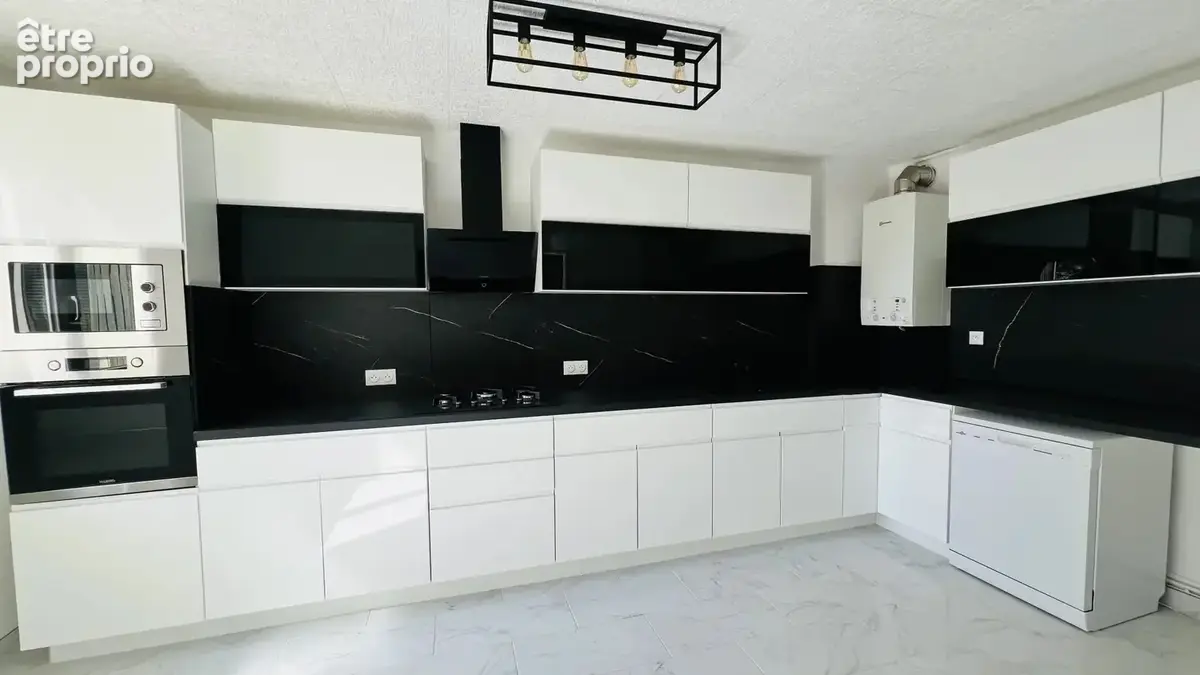 Photo Appartement à Venelles au prix de 369 000€