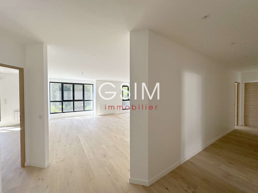 Appartement à GARCHES