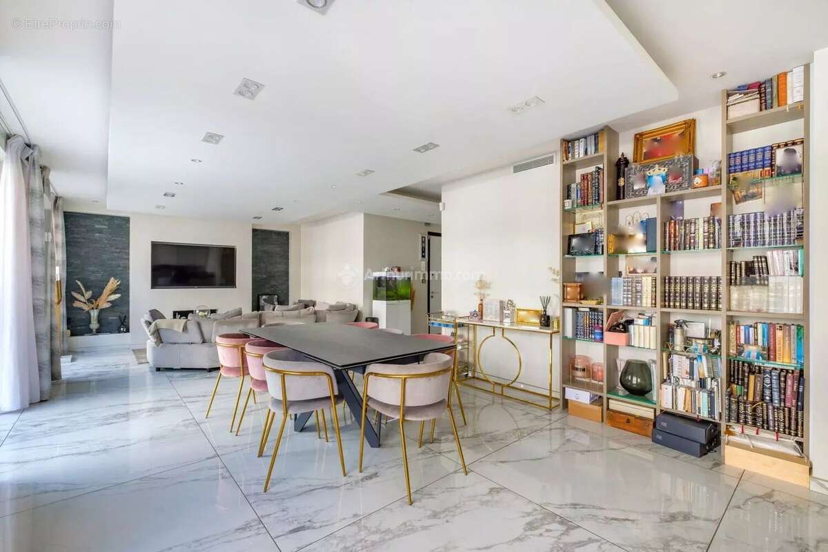 Appartement à LYON-6E