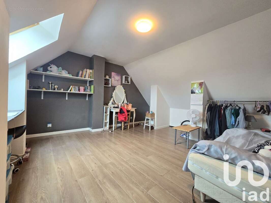 Maison 92 m² à Male  - photo 7
