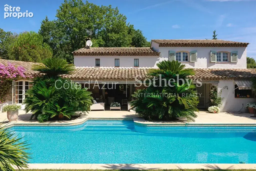 Charmante villa 6 chambres avec piscine sur terrain de 2 108 m² - photo 5