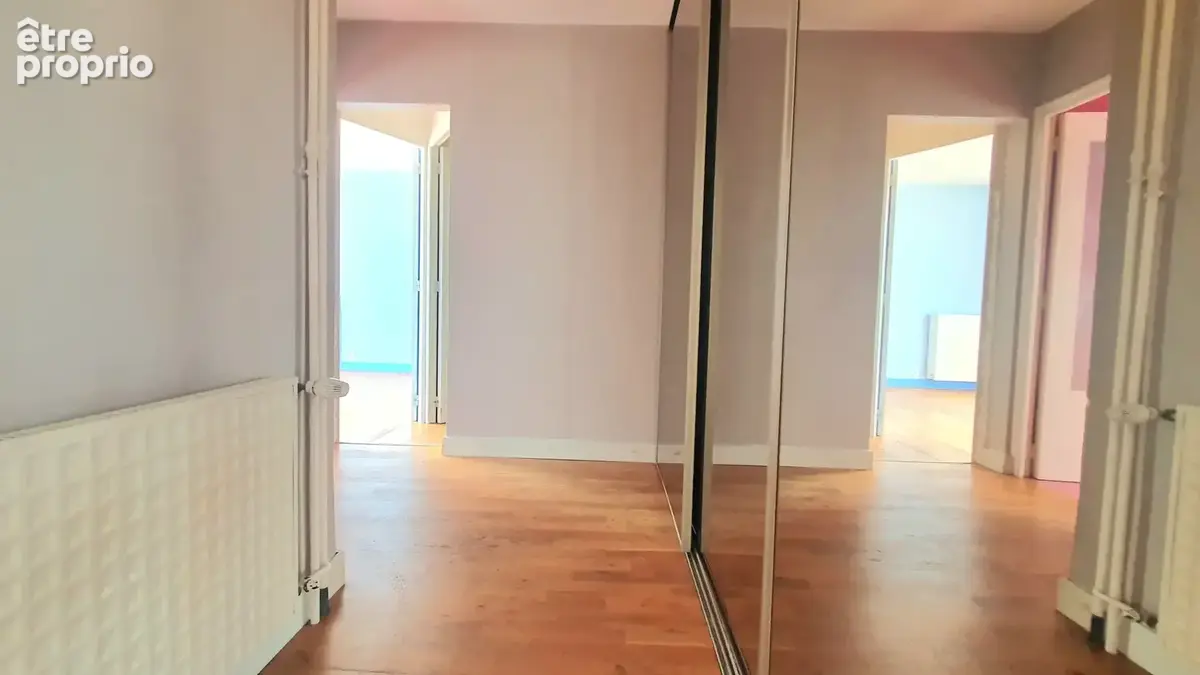 Appartement YZEURE CENTRE 108.12m2 - photo 13