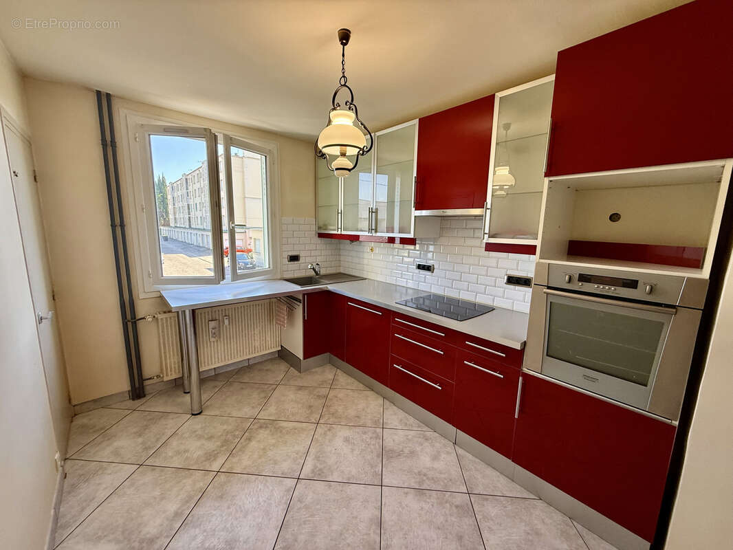 Appartement à ROMANS-SUR-ISERE