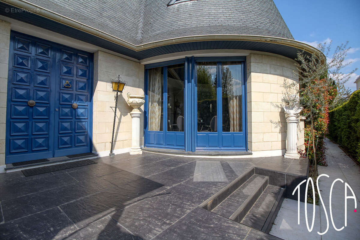 Maison à THIAIS