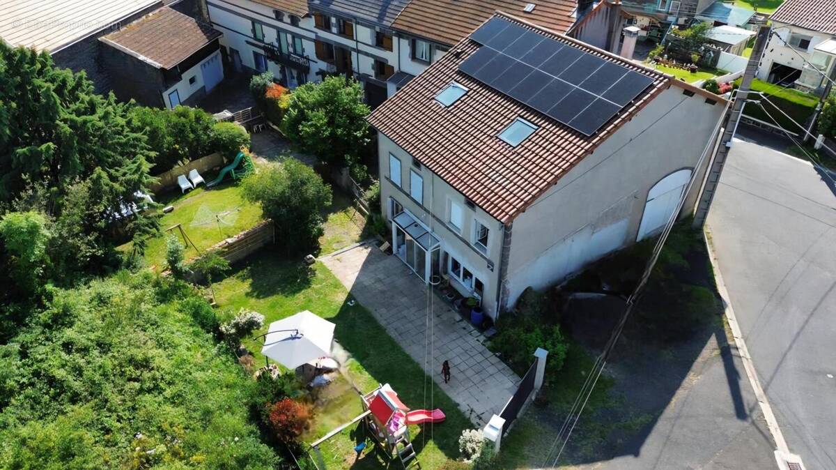 Photo 1 - Maison à VOLVIC