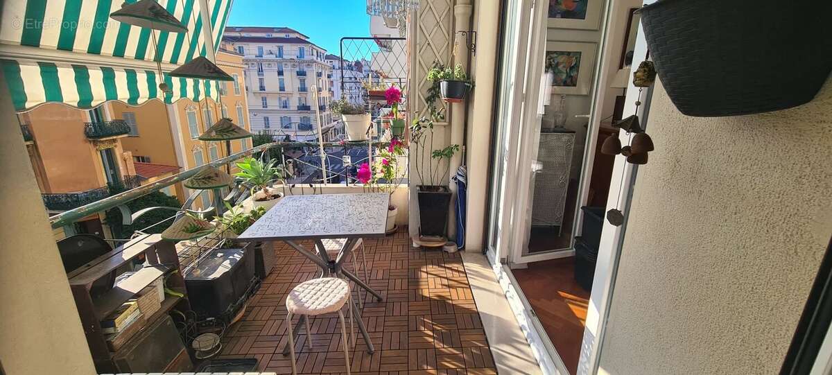 Appartement à NICE