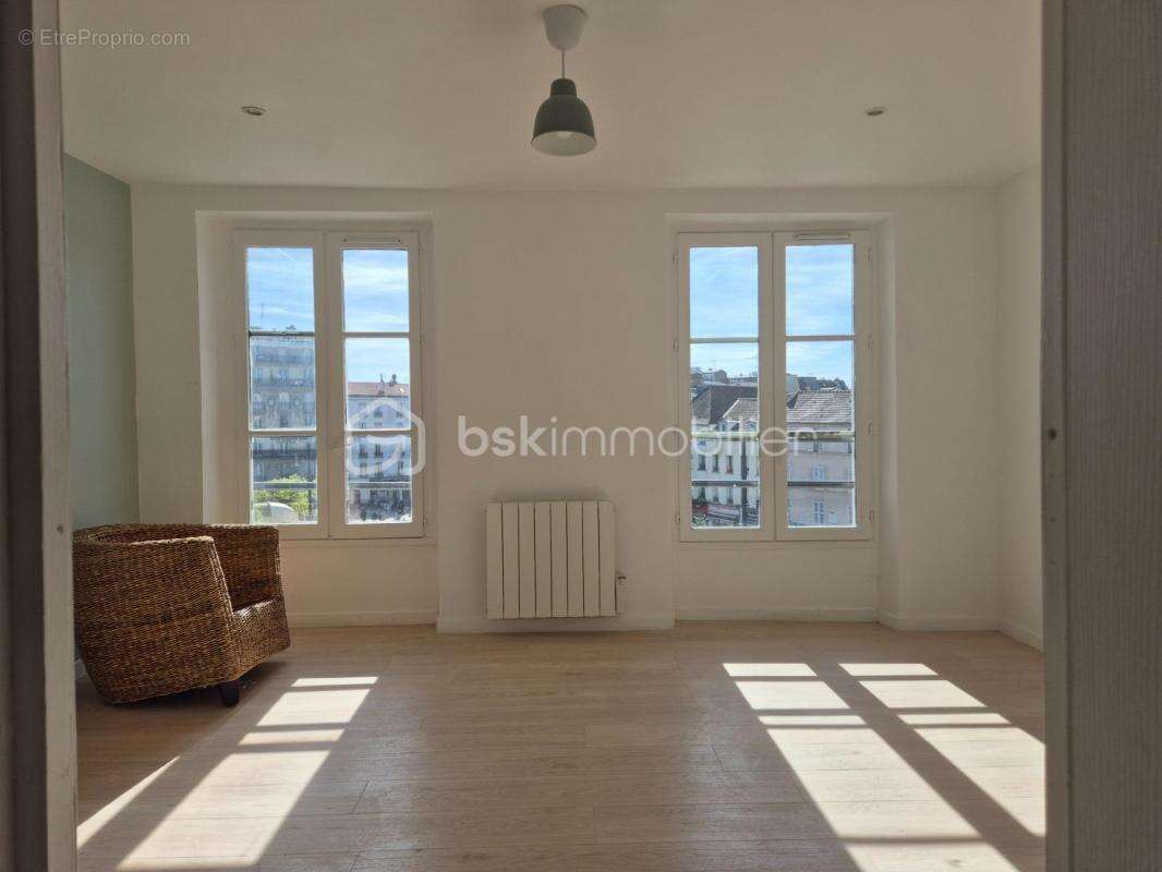 Appartement à SAINT-DENIS