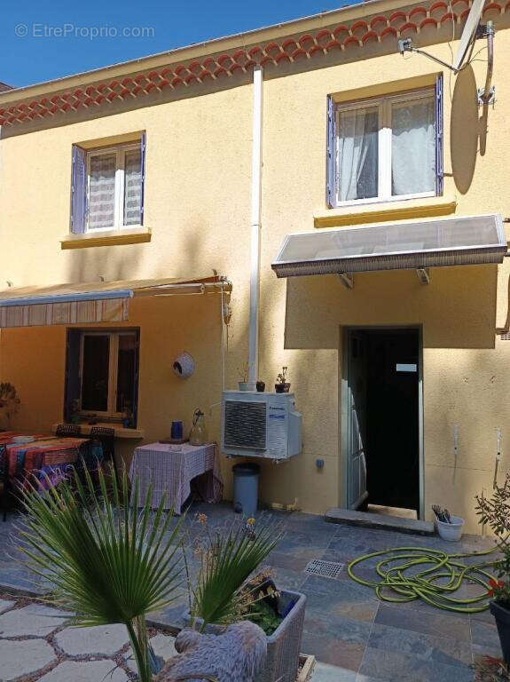 Maison à LIVRON-SUR-DROME
