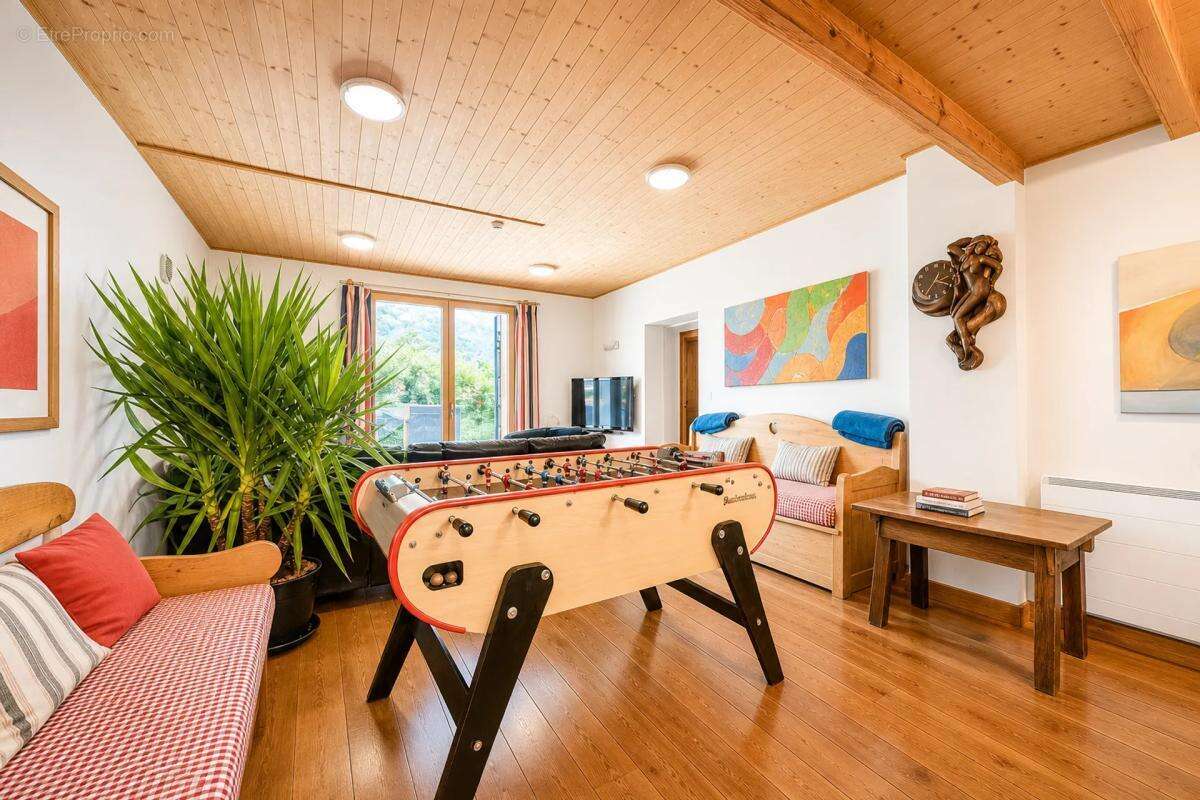 Maison de 6 pièces de 193 m² à Saint-Jean-d’Aulps - photo 12