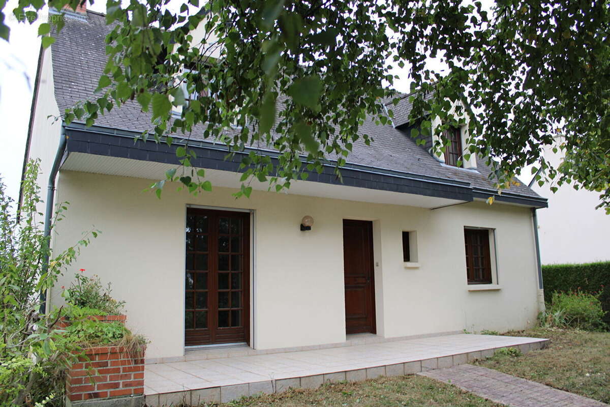 Maison à LA GUERCHE-DE-BRETAGNE