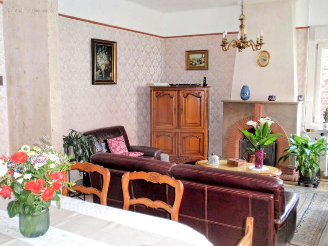Maison à OIGNIES