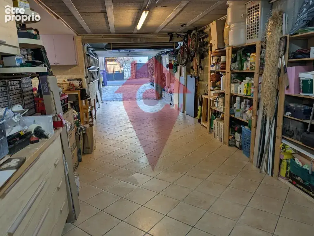 Maison familiale 263 m2 avec 6 chambres, jardin et garage - photo 19