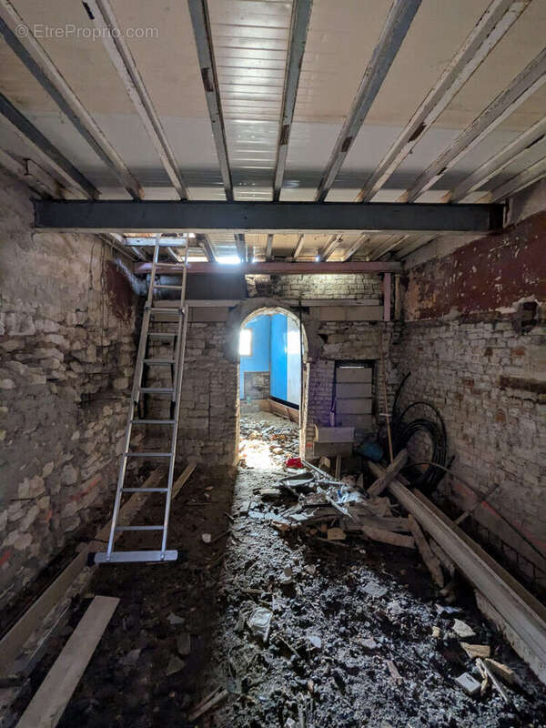 Maison à MONTCORNET