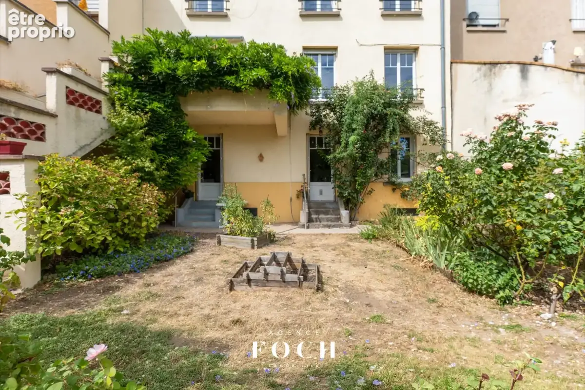 Maison 241 m² à Laxou  - photo 2
