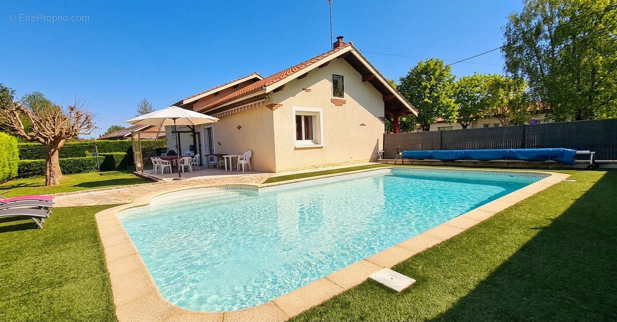 Maison à MEILLONNAS
