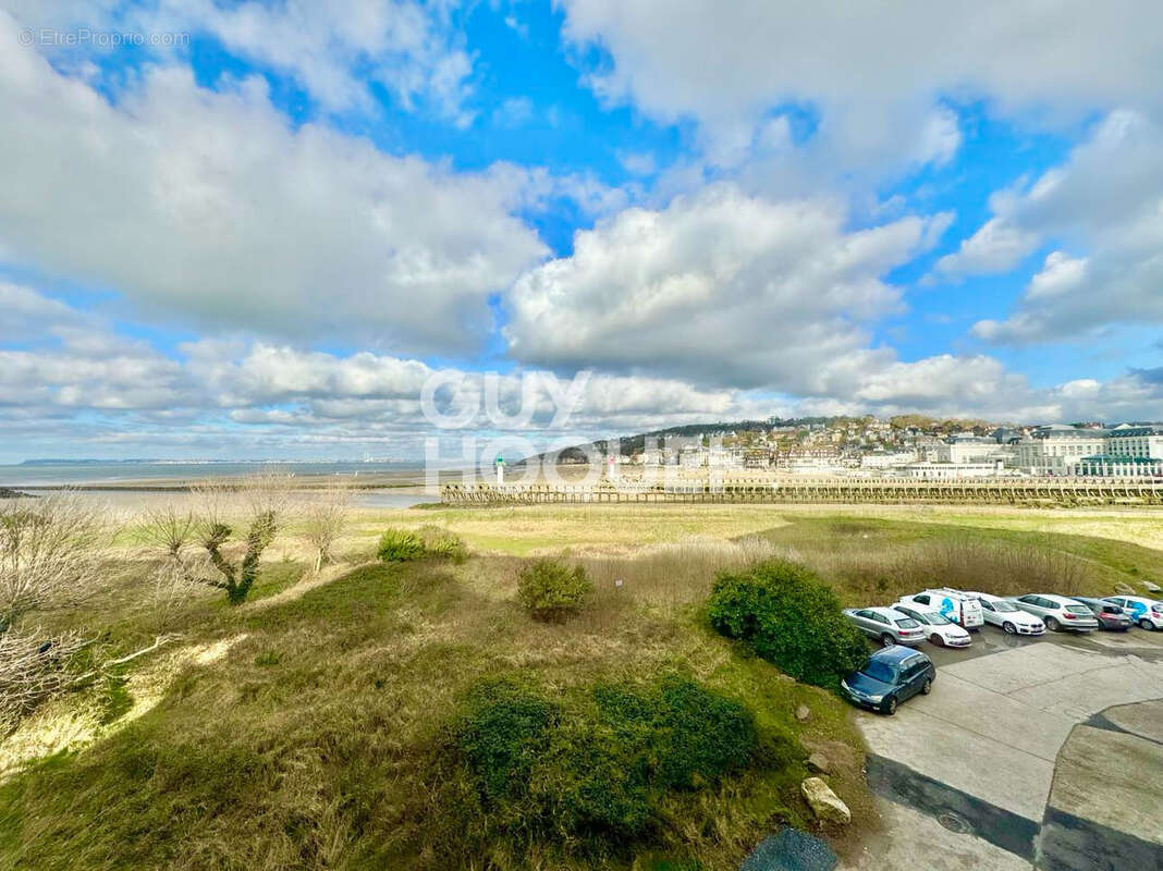 Appartement à DEAUVILLE