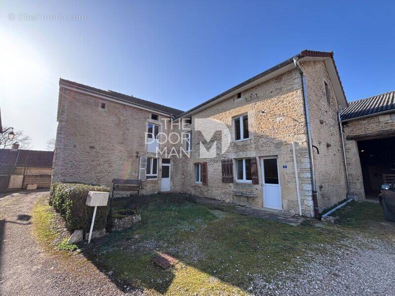 Maison à RIAUCOURT