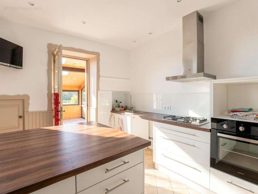   - Appartement à AUBENAS