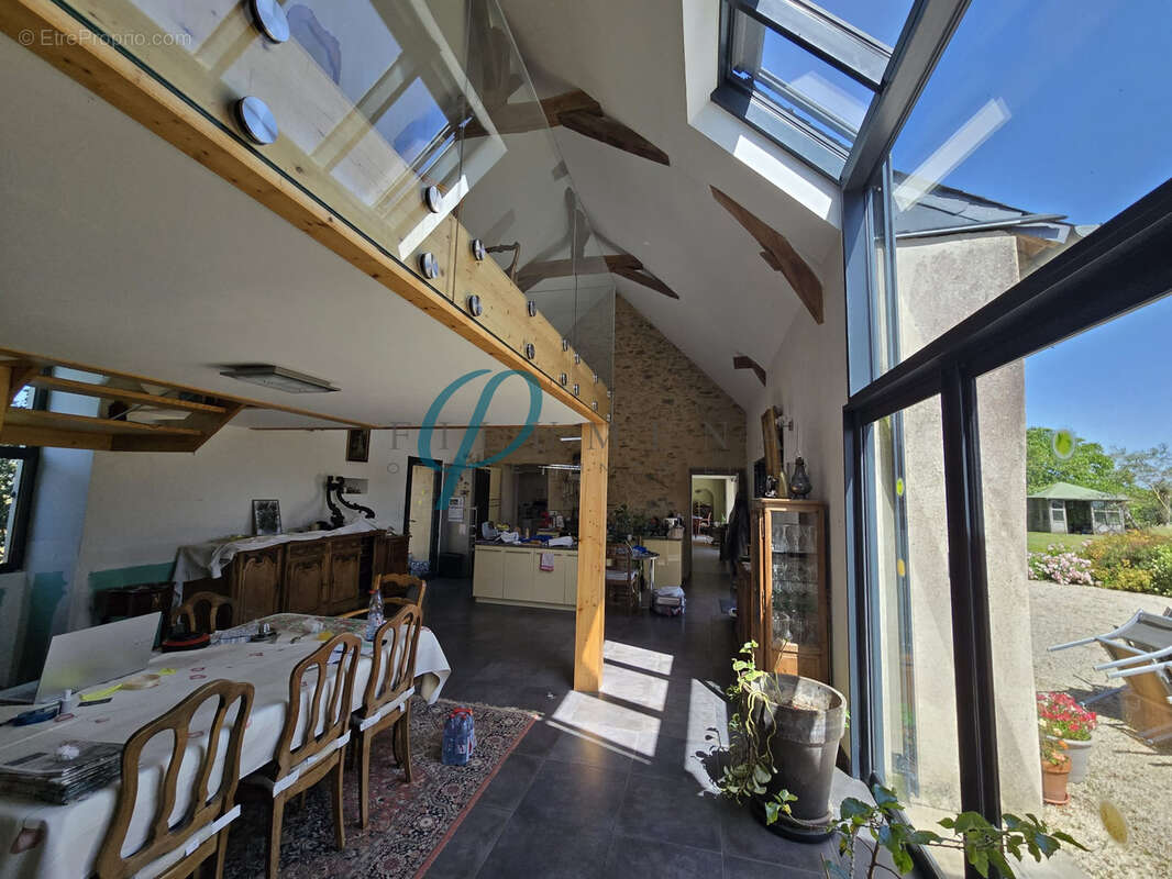 Propriété équestre dans un cadre exceptionnel - photo 3
