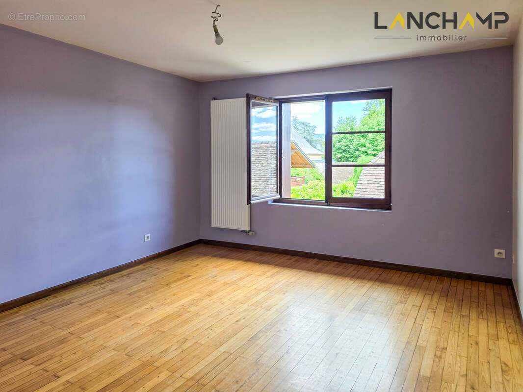 Maison de 134 m2 avec grange de 230 m2   Un potentiel exceptionnel - photo 6