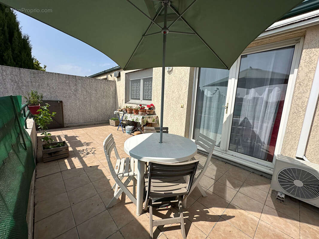 Appartement à NIMES