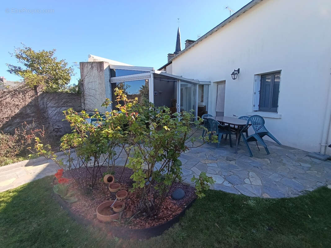 Maison à CREHEN