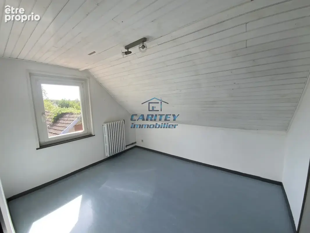 SAINT-BARTHELEMY (70270) - Agréable maison de village au calme sur 32 ares - photo 11