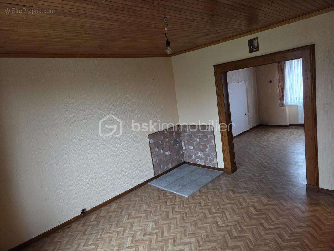 Maison à NOUSSEVILLER-SAINT-NABOR