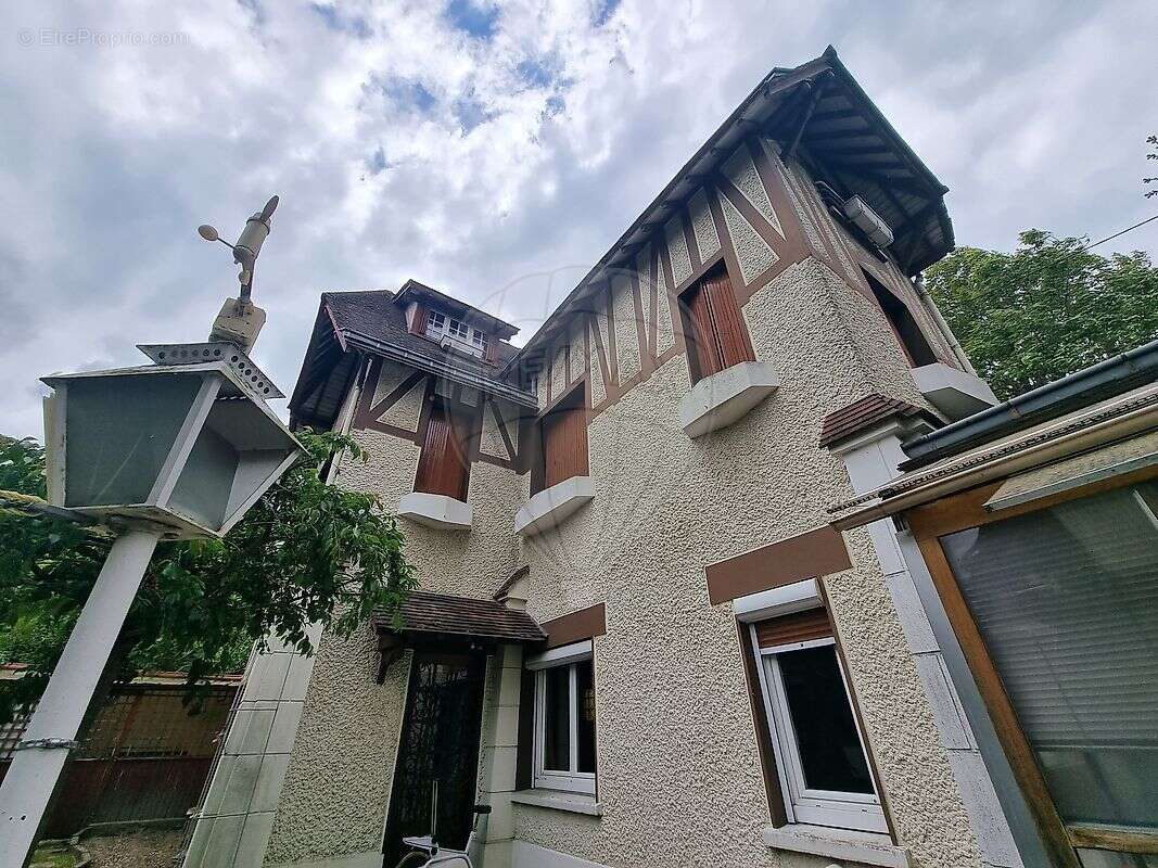 Maison à SUCY-EN-BRIE