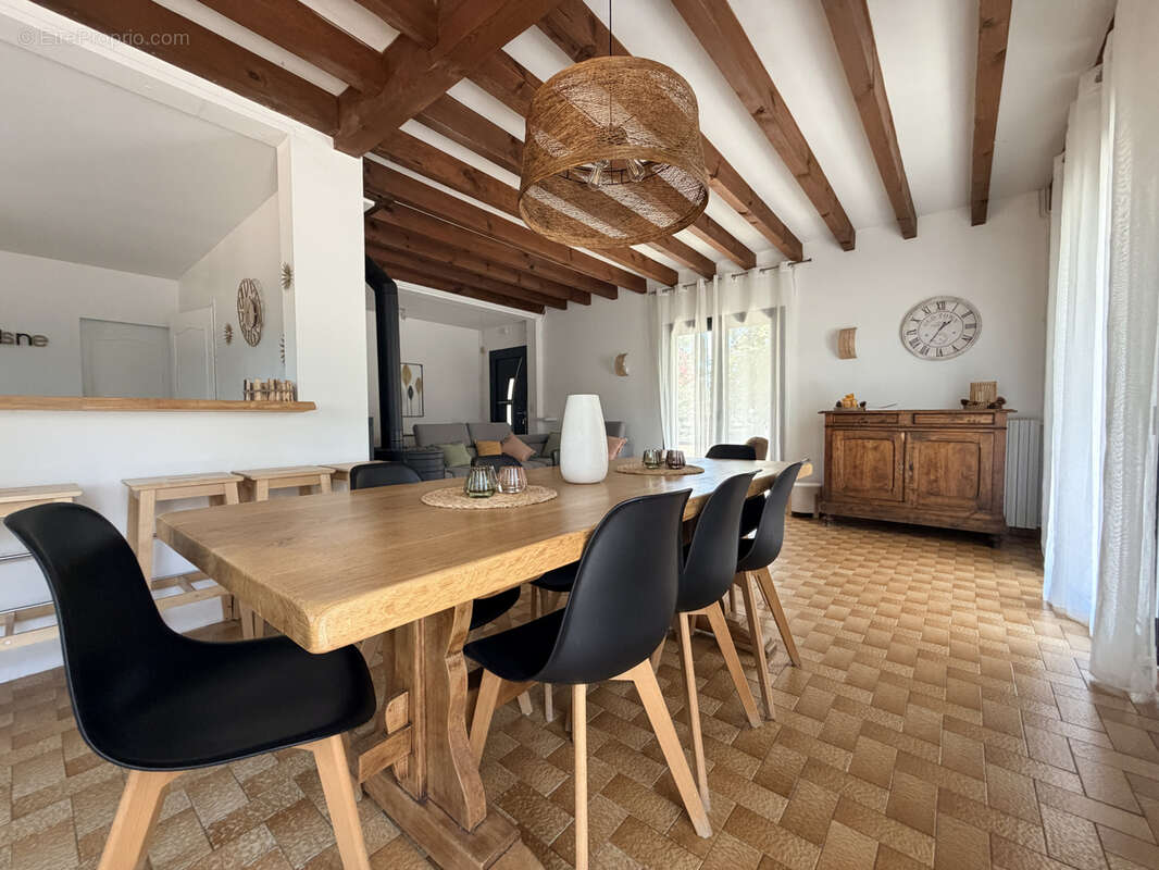 À seulement 3 km de Labrit   Maison de plain-pied alliant confort et modernité - photo 13