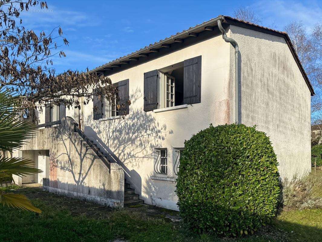 Maison à RAZAC-SUR-L'ISLE