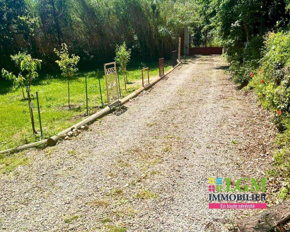 Maison à PLAN-DE-LA-TOUR