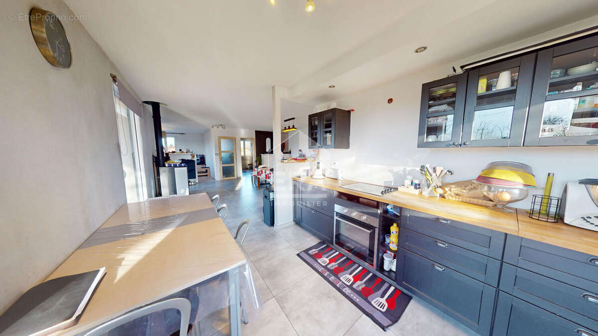 Maison à CHATEAU-GAILLARD