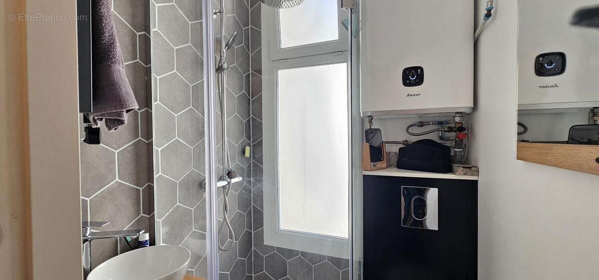 Appartement à PARIS-14E