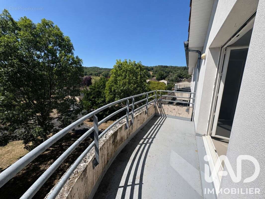 Appartement 56 m² à Terrasson-Lavilledieu  - photo 2