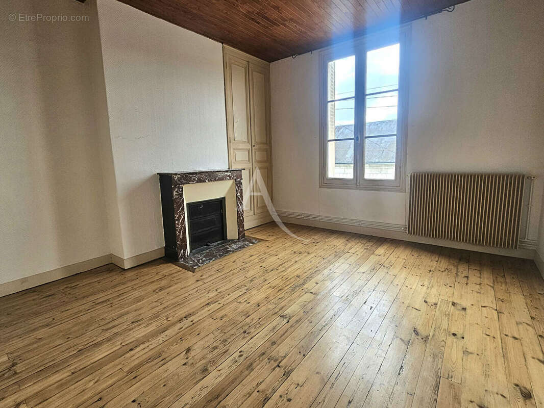 Maison à MONTRICHARD