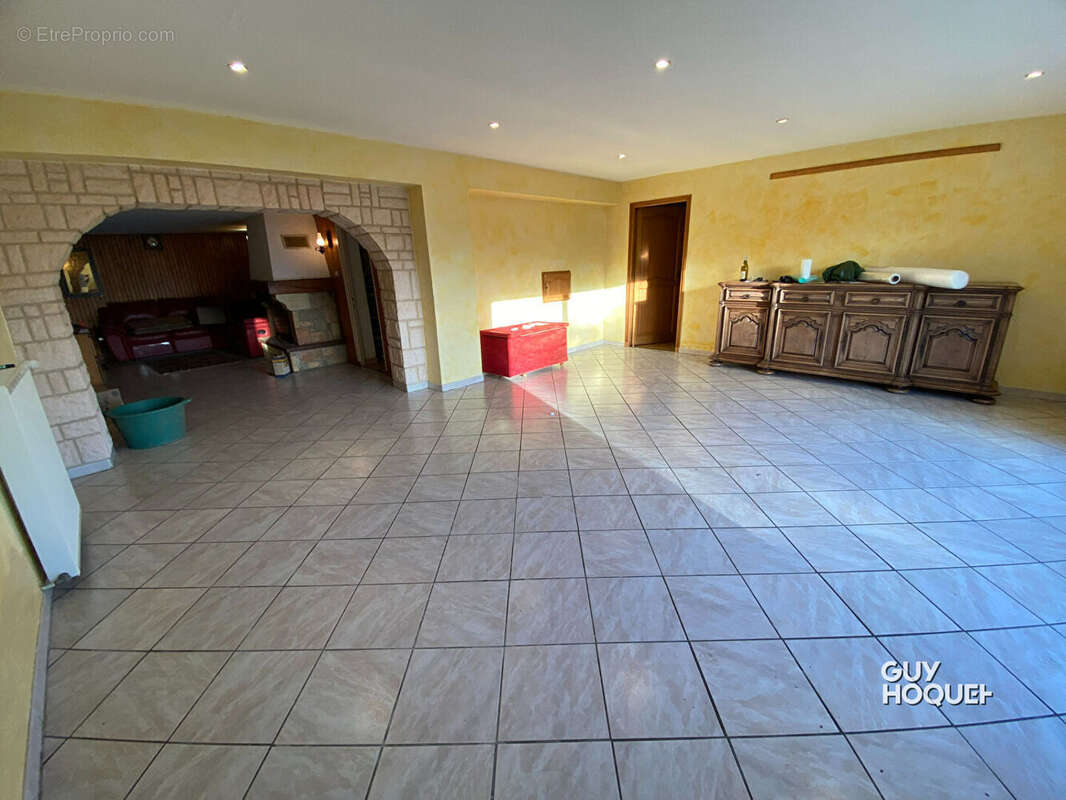 Maison à PARAY-LE-MONIAL