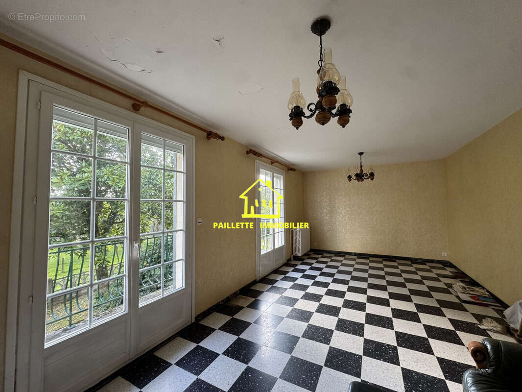 Maison à LE TILLEUL