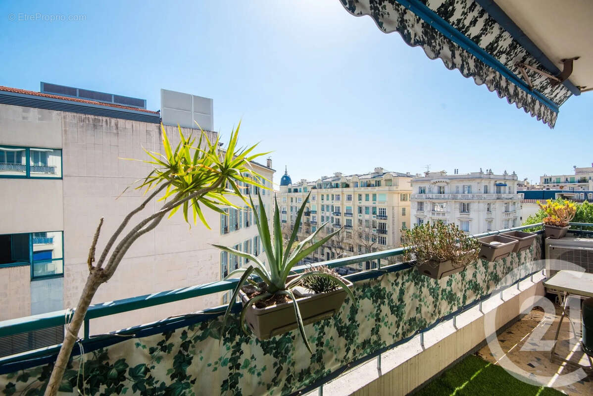 Appartement à NICE